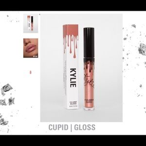 Kyle cosmetics lip gloss